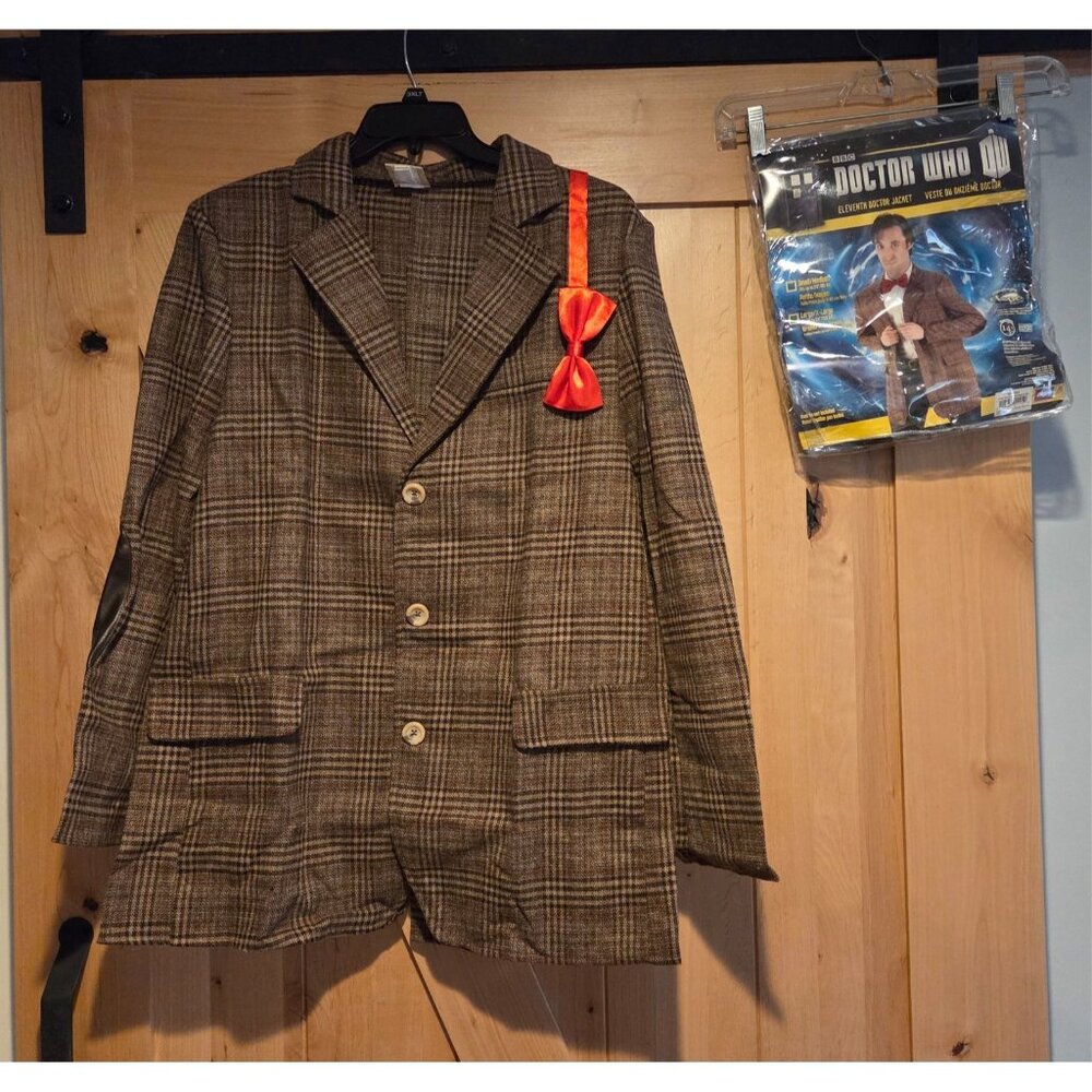 New! 11th Doctor Who BBC L/XL Brown Plaid Blazer & Bowtie Costume Halloween 2009